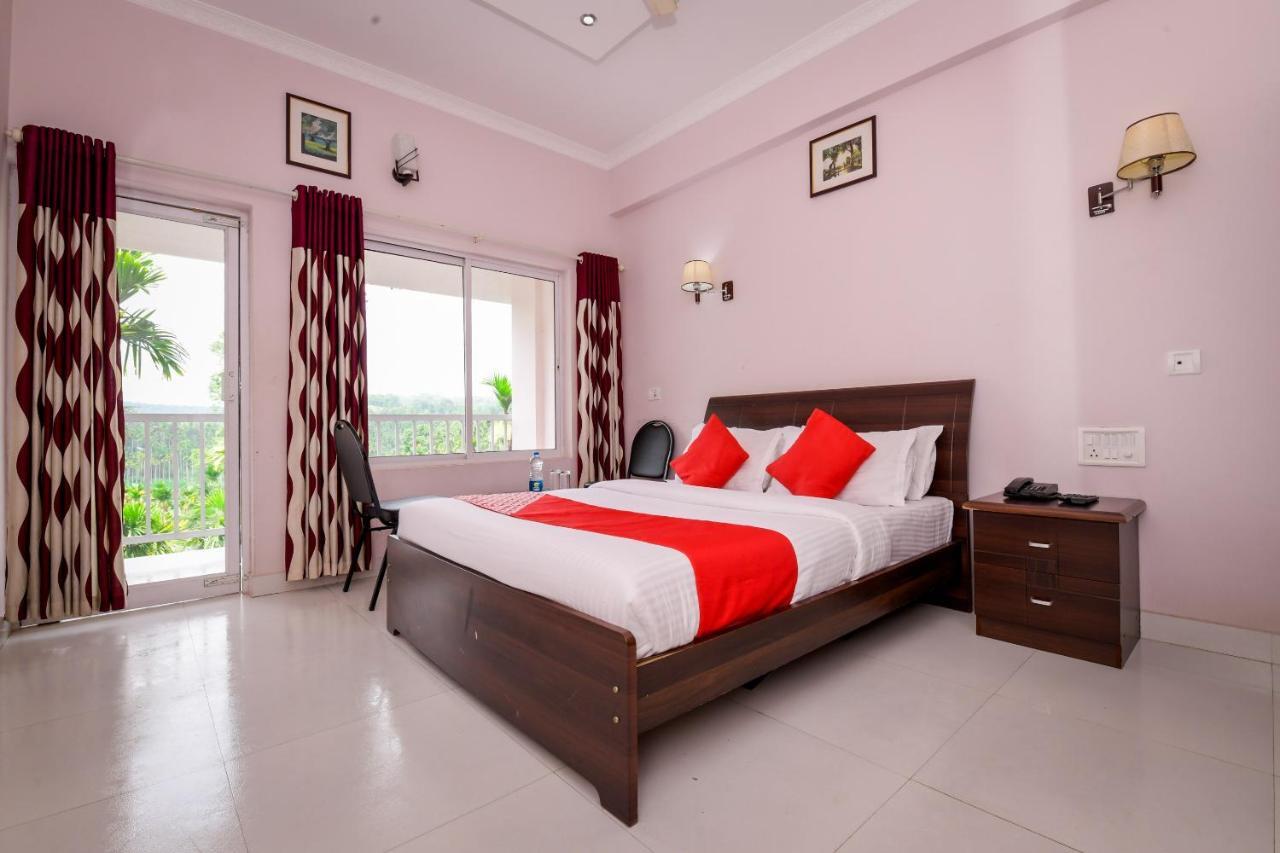 Wayanadia Resort Hotel Ambalavayal Exterior photo